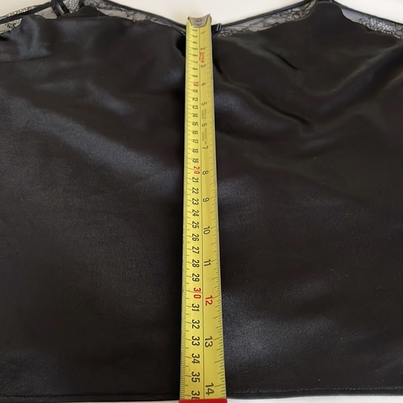 L Victoria’s Secret Black Camisole with Lace - Picture 11 of 11